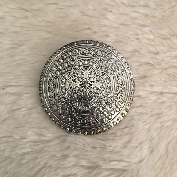 Grace Adele crossbody purse. - Picture 7 of 8